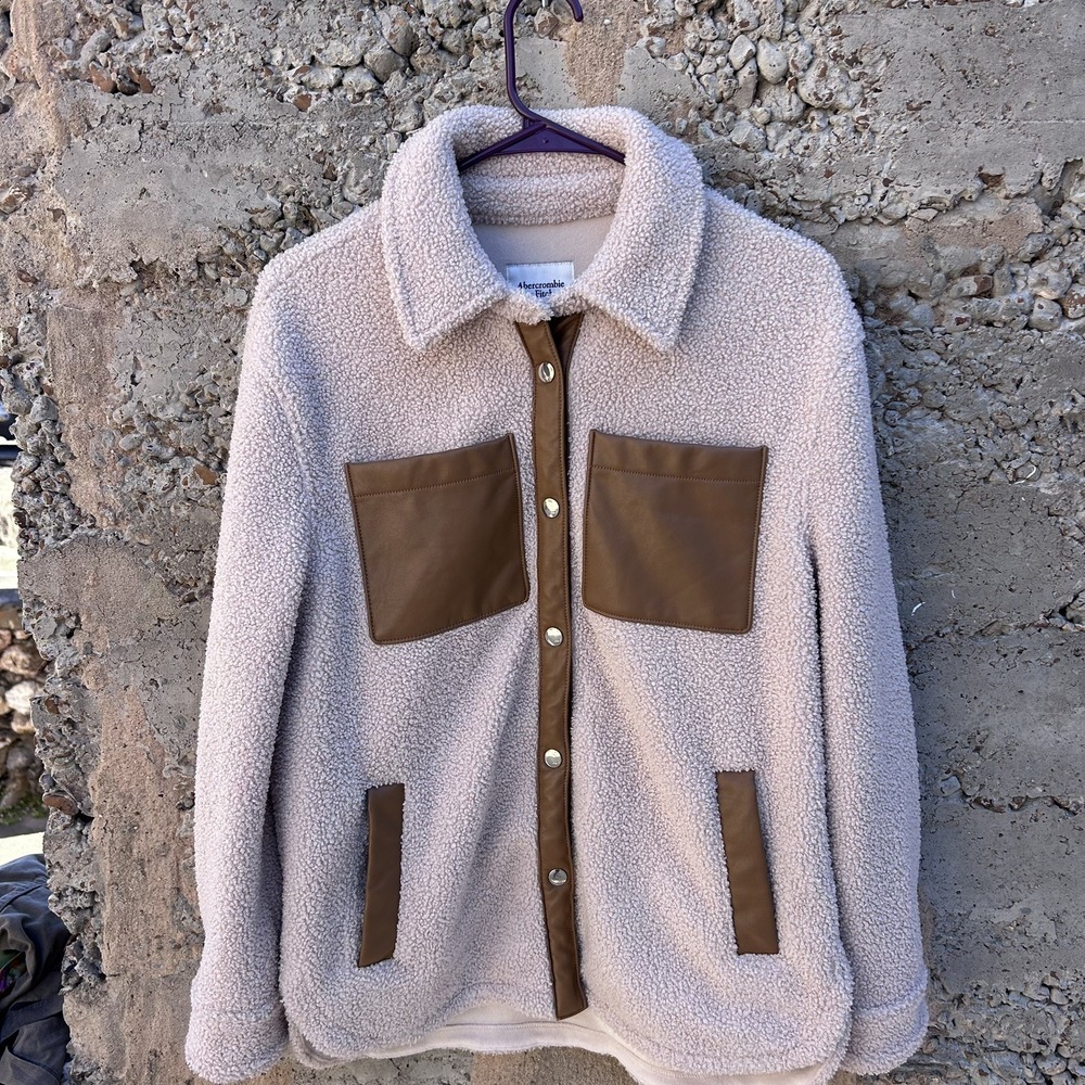 Abercrombie & Fitch Cream Sherpa with Brown Faux Leather‎ Shacket Small